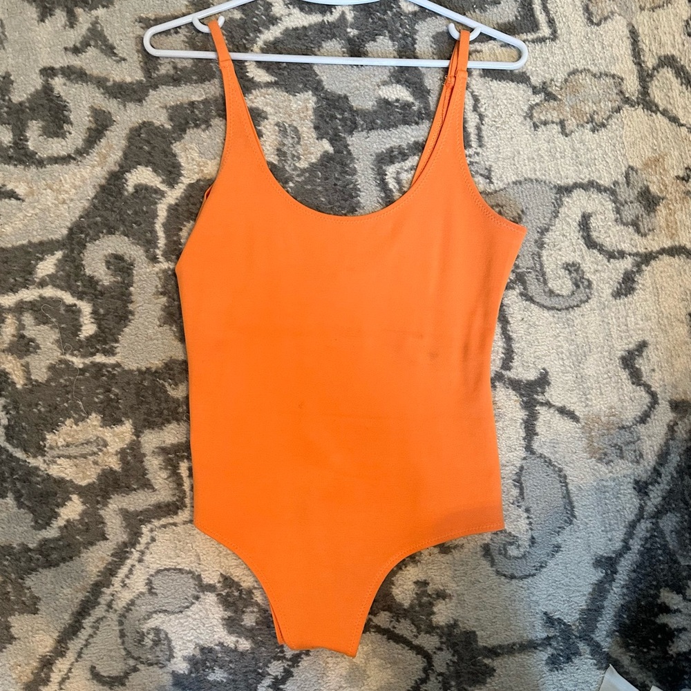 ORANGE BODYSUIT